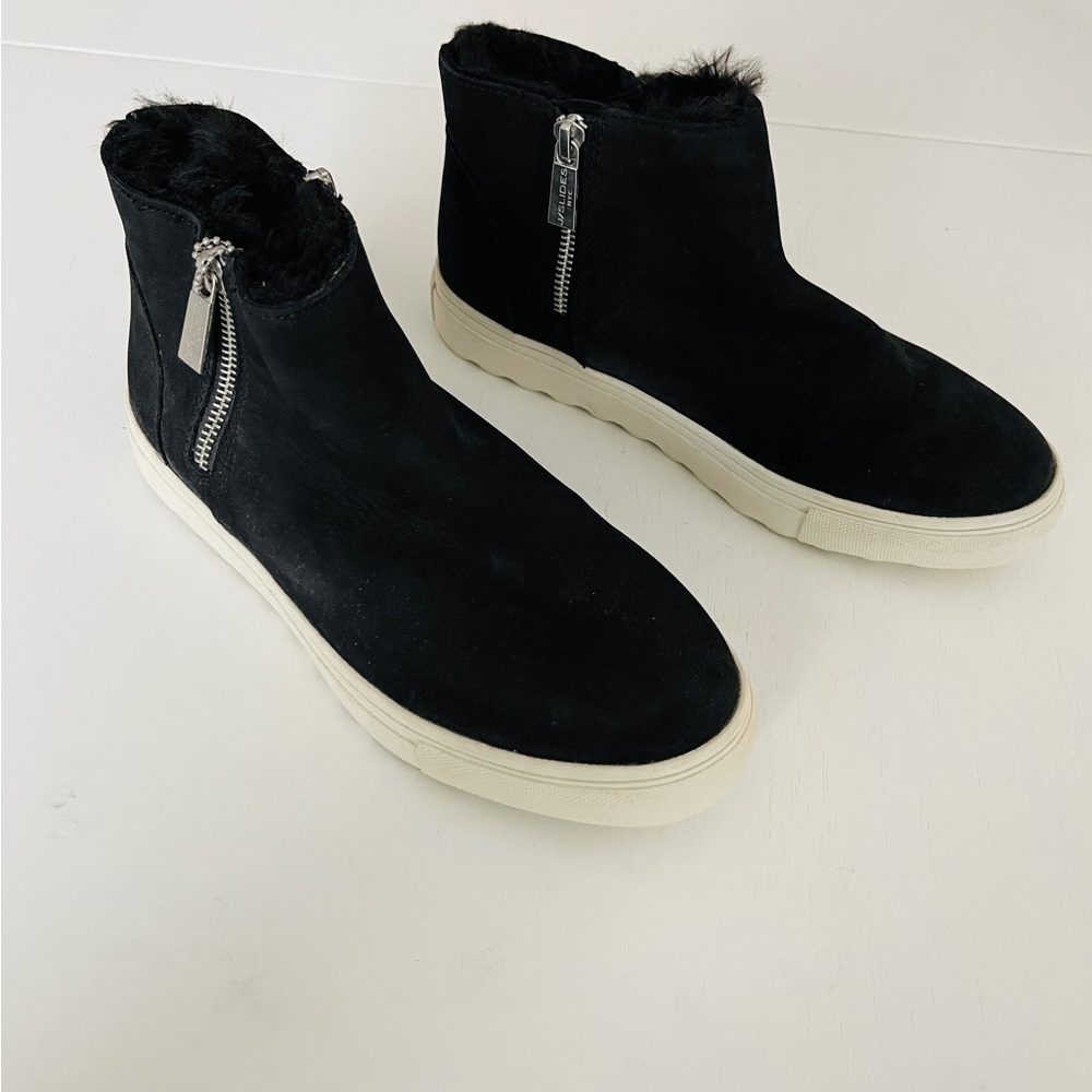 J slides boots